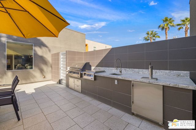 1065 Dane Drive, Palm Springs CA: https://media.crmls.org/mediaz/0c85a81d-5bf1-4746-a997-620e690fa2d1.jpg