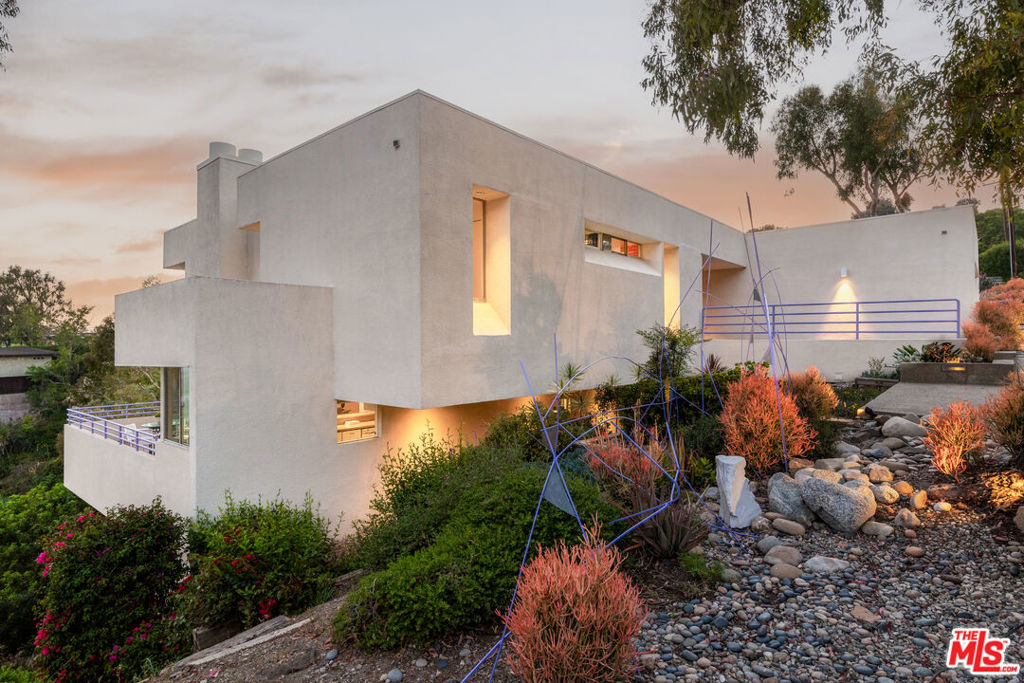 12268 Canna Road — image 1