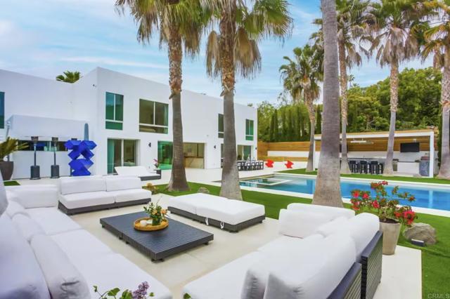 7713 Esterel Dr, La Jolla CA: https://media.crmls.org/mediaz/0c892302-a876-44a5-b644-124f4a81092c.jpg