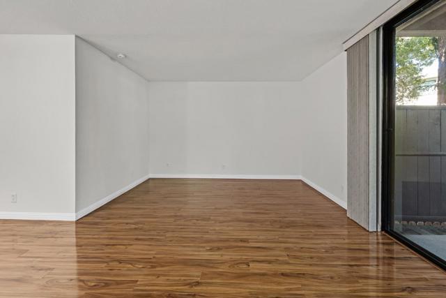 6109 Shelter Creek Lane, San Bruno CA: https://media.crmls.org/mediaz/0c893b70-1252-480a-9a5c-7a7f50a2848d.jpg