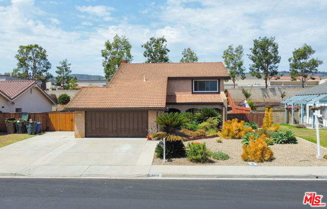 2459 Kimberly Avenue photo 2