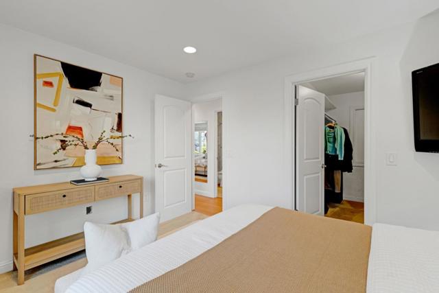 29 Kirkwood Way, San Carlos CA: https://media.crmls.org/mediaz/0c8a3896-9b58-407f-8c45-53dee4568e8a.jpg