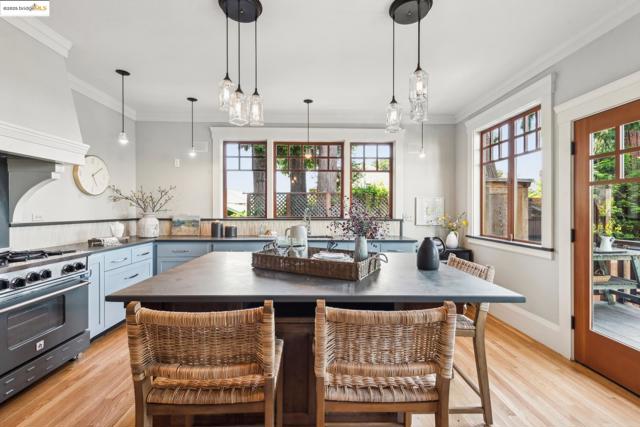 1015 Warfield Ave, Oakland CA: https://media.crmls.org/mediaz/0c8c02b6-5f84-4d59-bea1-3a1d008602b1.jpg