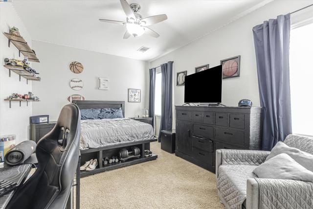 Image 23 of 53 For 4003 Blacksmith Cir