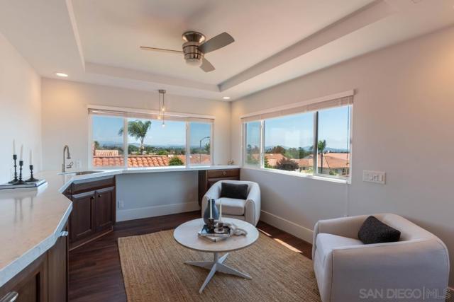 907 Ridge Heights Road, Fallbrook CA: https://media.crmls.org/mediaz/0c8d6363-4591-4fc0-91e1-8e003fd7dcdf.jpg