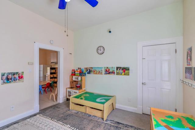 1101 Vine Street, San Jose CA: https://media.crmls.org/mediaz/0c8dc092-8aef-4e4a-a6a6-f7e8c1ed2a5d.jpg