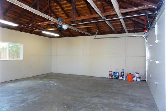 1064 Meridian Avenue, San Jose CA: https://media.crmls.org/mediaz/0c8f367c-2b01-40f2-a9fd-704e297099f8.jpg