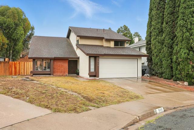 909 Loma, Chula Vista CA: https://media.crmls.org/mediaz/0c8f463e-be9a-4af6-9d6a-05c297d4a179.jpg