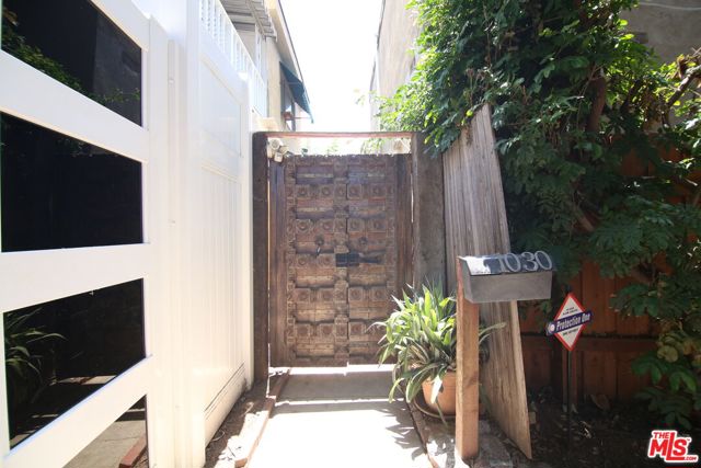 1028 N Hayworth Avenue, West Hollywood CA: https://media.crmls.org/mediaz/0c903f1a-a454-47a4-860c-de7d87c84949.jpg