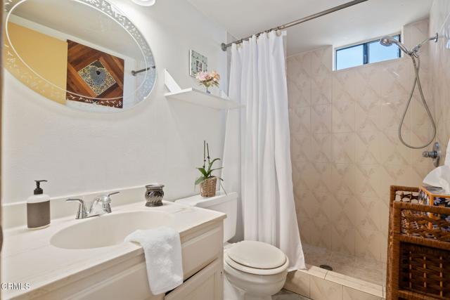 Detail Gallery Image 13 of 33 For 543 S E St, Oxnard,  CA 93030 - 2 Beds | 2 Baths