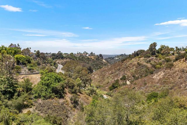 4532 Max Dr., San Diego CA: https://media.crmls.org/mediaz/0c90ad41-8443-4ca4-8e71-50d180d8ac23.jpg
