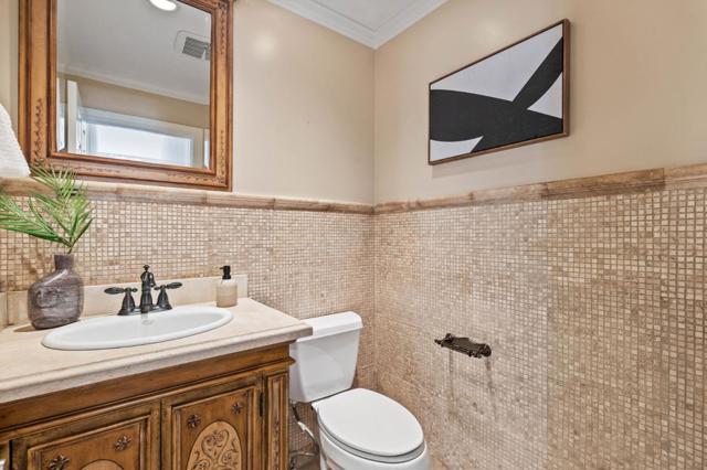 875 Sunset Drive, San Carlos CA: https://media.crmls.org/mediaz/0c90d31f-3056-4cd7-afc8-3bba02935307.jpg