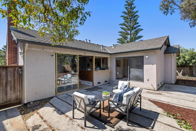 334 Sunfish Court, Foster City CA: https://media.crmls.org/mediaz/0c9112c3-57a4-47f2-945f-105c30f58376.jpg
