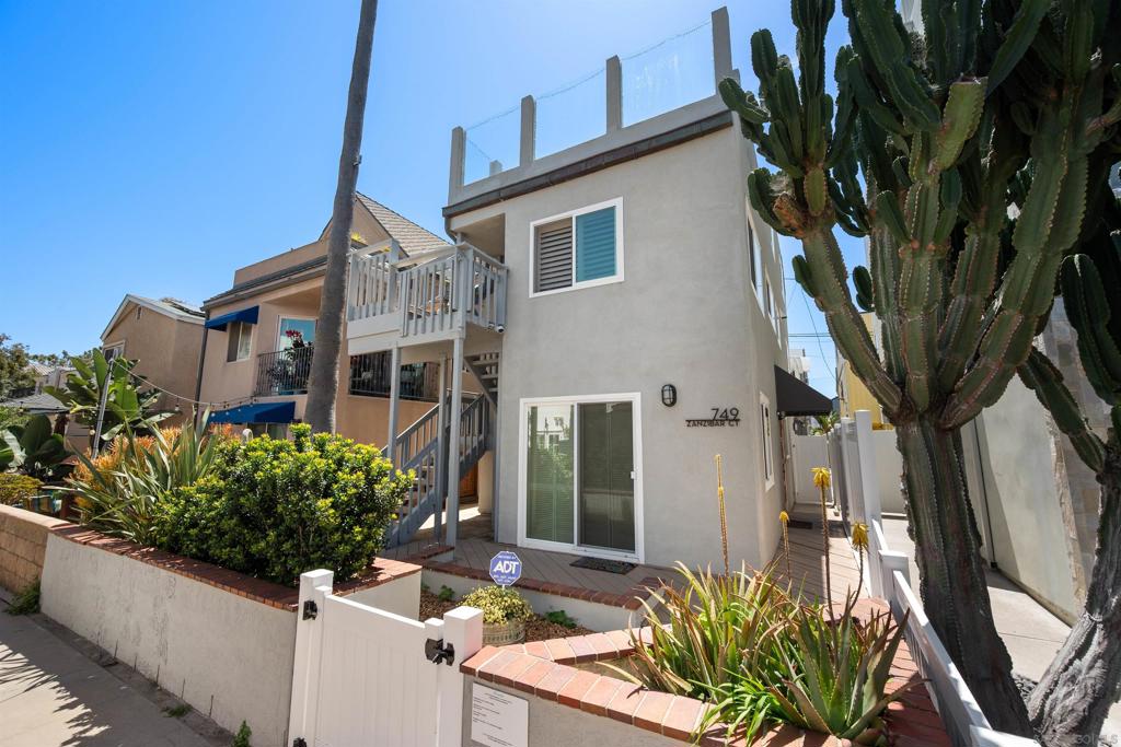 749 Zanzibar Ct - photo 3