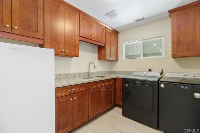 39255 De Luz Rd, Fallbrook CA: https://media.crmls.org/mediaz/0c922596-63ad-48b0-9309-d98ec705f22d.jpg