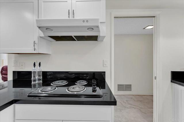 Detail Gallery Image 14 of 44 For 3685 Vista Campana N 56, Oceanside,  CA 92057 - 3 Beds | 2 Baths