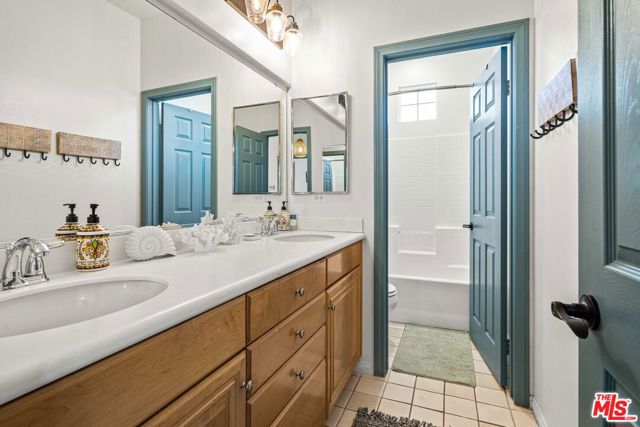 42871 Beato Drive, Indio CA: https://media.crmls.org/mediaz/0c9338b6-56f7-45e8-83fb-9f360092ace3.jpg