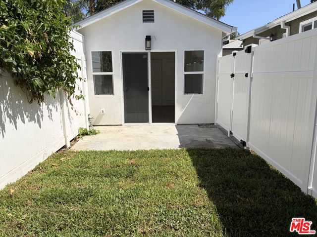 15225 Valleyheart Drive photo 24