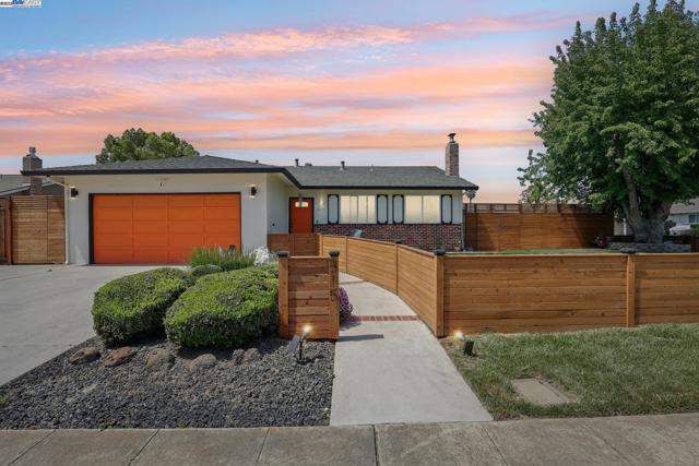 515 Zircon Way, Livermore CA: https://media.crmls.org/mediaz/0c93f8ed-0bf2-4560-ad90-680d464ae202.jpg