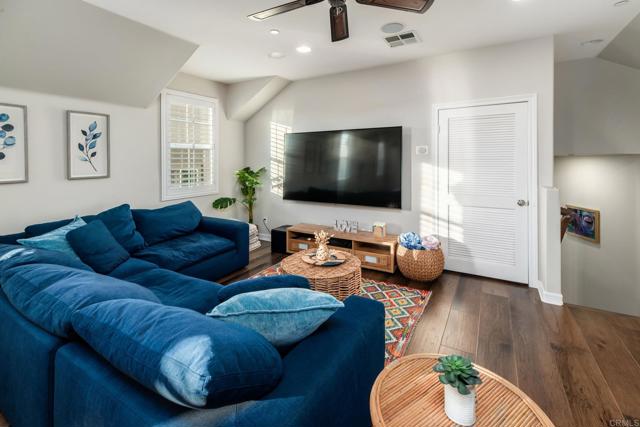 Detail Gallery Image 28 of 45 For 3736 Donna Ct, Carlsbad,  CA 92008 - 5 Beds | 4 Baths