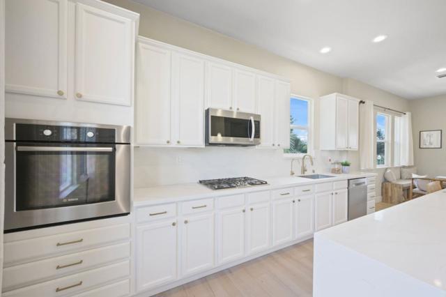 Image 18 of 63 For 3039 Ruby Avenue