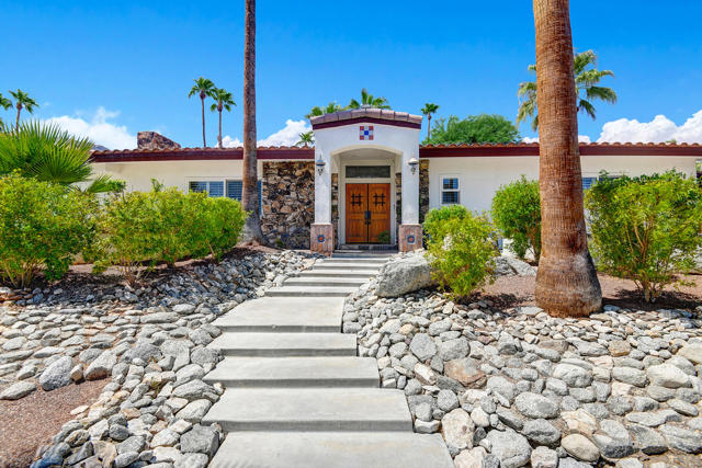71433 Estellita Drive, Rancho Mirage CA: https://media.crmls.org/mediaz/0c955215-ec41-4ac1-892c-d666f6a2408d.jpg