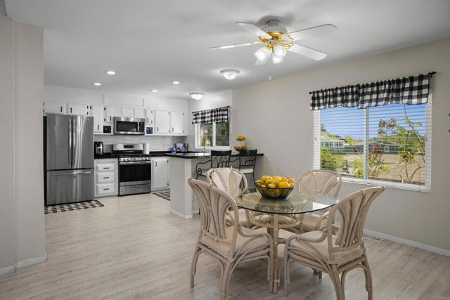 Detail Gallery Image 13 of 56 For 909 Richland Rd #115,  San Marcos,  CA 92069 - 3 Beds | 2 Baths