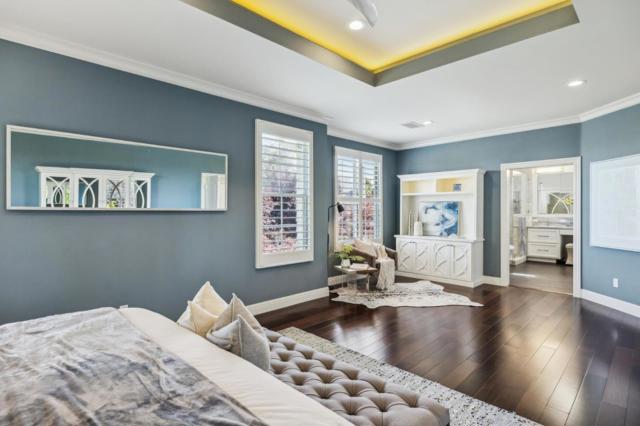 910 Governors Bay Drive, Redwood City CA: https://media.crmls.org/mediaz/0c95cd4e-4629-4631-b6cf-51007bfbbeb1.jpg