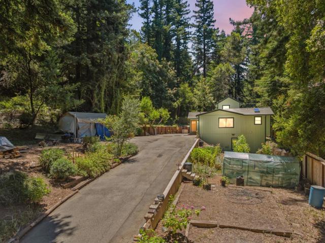 12256 La Lena Street, Felton CA: https://media.crmls.org/mediaz/0c95da2c-b662-485c-a896-c5966cde8bd4.jpg