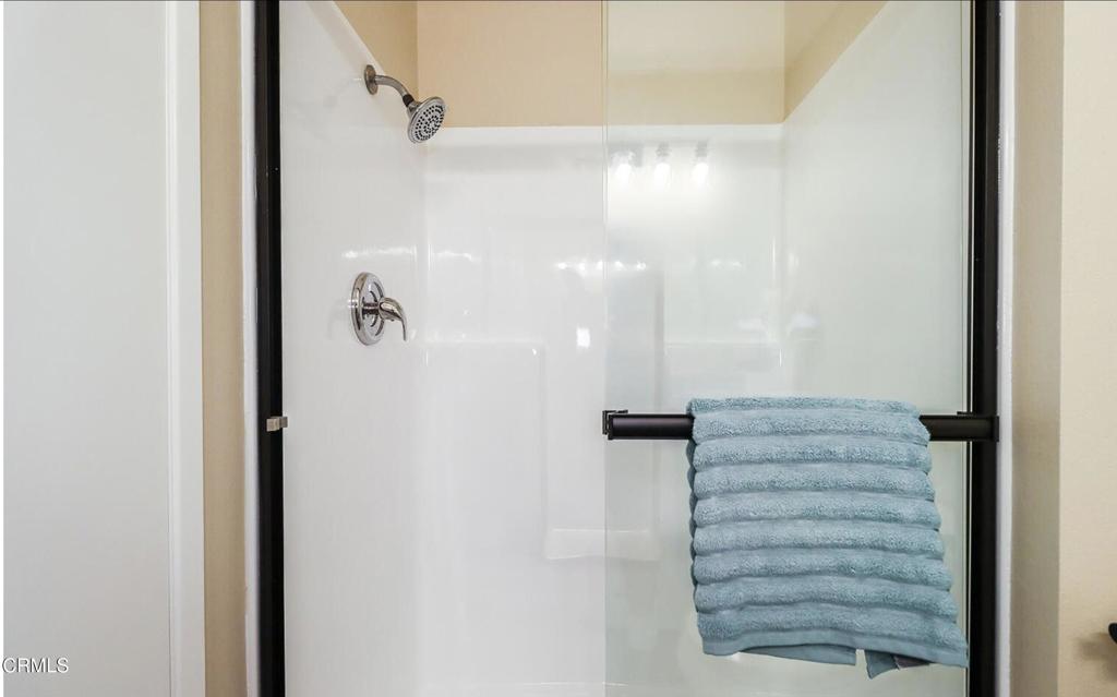 https://media.crmls.org/mediaz/0c9646e0-0f65-4ce0-ab60-dcfc4ebd9d29.jpg?preset=X-Large