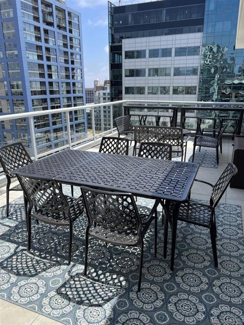 427 9th Avenue, San Diego CA: https://media.crmls.org/mediaz/0c9784be-c005-42cd-bb62-6310ebec72fa.jpg