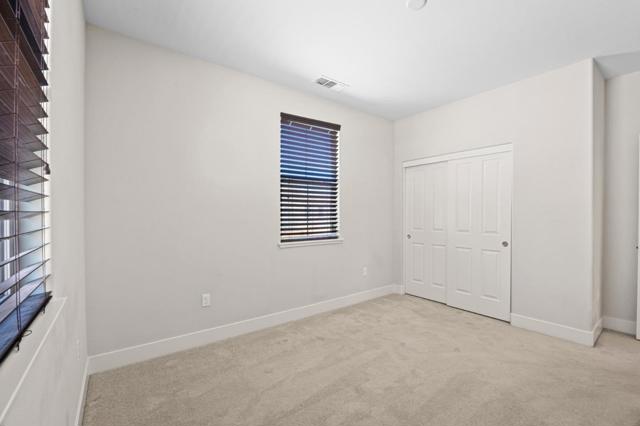 9850 Bobcat Court, Gilroy CA: https://media.crmls.org/mediaz/0c97e22c-e2a4-43aa-9f6d-5961b5ef1989.jpg