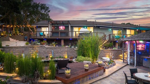 19608 Brentwood Court, Prunedale CA: https://media.crmls.org/mediaz/0c97e647-36d0-477d-a26b-0f183152b717.jpg
