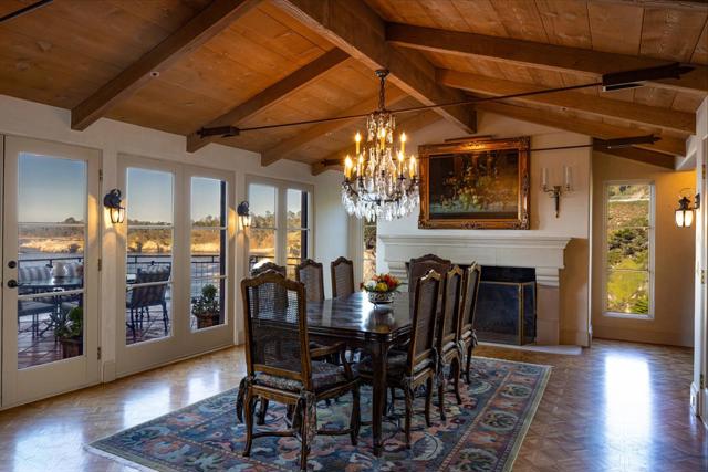 254 Highway 1, Carmel CA: https://media.crmls.org/mediaz/0c98ca33-1cc6-47e6-81bc-771fdee721f2.jpg
