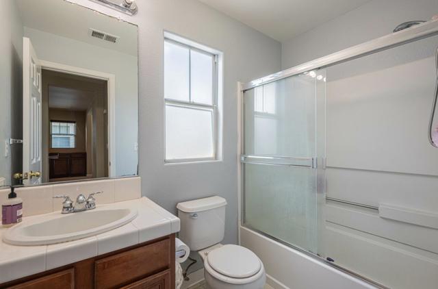 271 Azalea Place, Soledad CA: https://media.crmls.org/mediaz/0c98e5b4-6272-4cba-b9c4-f3bbc3f3b404.jpg