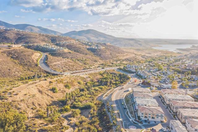 2018 Barite St, Spring Valley CA: https://media.crmls.org/mediaz/0c99a5f0-41a9-49fa-b16f-1c9a4aa1552a.jpg