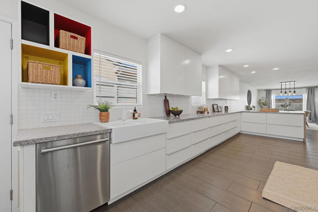 6463 Estrella Ave - photo 11