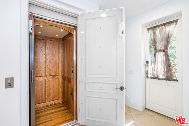 2167 Sheringham Lane, Los Angeles CA: https://media.crmls.org/mediaz/0c9a2776-a3a6-468f-b8c4-54a4dccef7b8.jpg