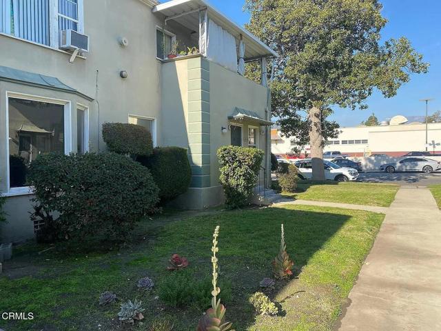 1420 E Wilson Avenue, Glendale CA: https://media.crmls.org/mediaz/0c9aa0cc-1f53-47c2-8d93-a6bf70166d76.jpg