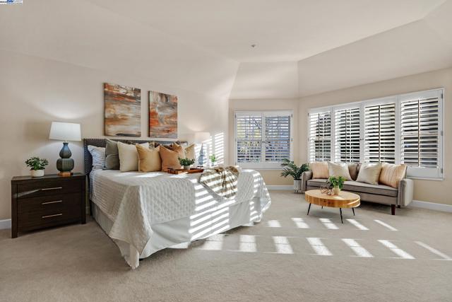 2215 Chardonnay Way, Livermore CA: https://media.crmls.org/mediaz/0c9b4a30-b88d-46b6-ab8f-c675af1b56df.jpg