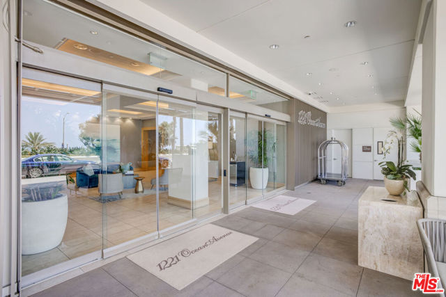 1221 W OCEAN Avenue, Santa Monica CA: https://media.crmls.org/mediaz/0c9d3c15-e3e9-4b58-a616-e9b14aeaa13c.jpg