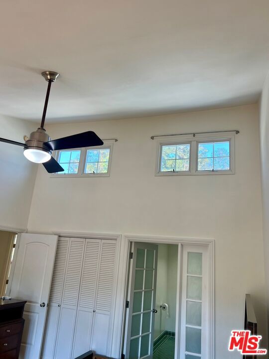 1586 Palisades Drive, Pacific Palisades CA: https://media.crmls.org/mediaz/0c9ff76b-7cdb-43ef-86c1-1412c180fb11.jpg