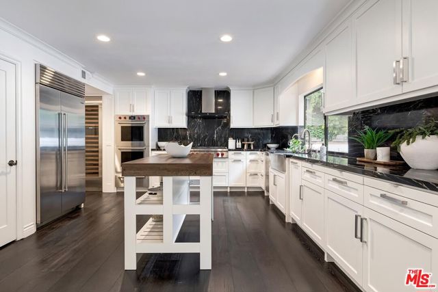 Drew Fenton | 1060 Chantilly Road Los Angeles CA | MLS: 7551623