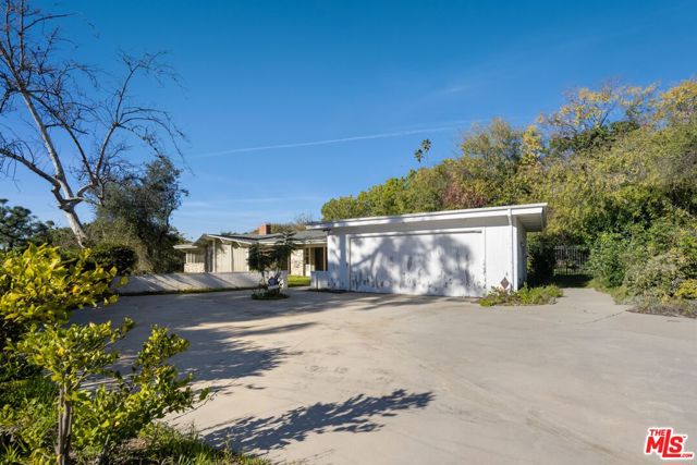 1950 Loma Vista Drive photo 6