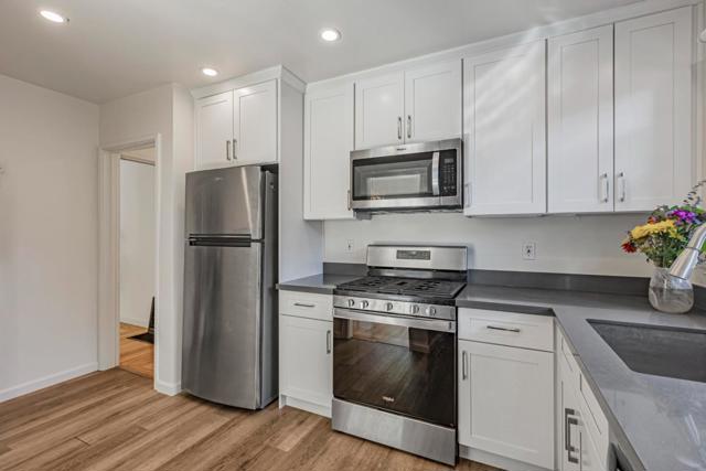Image 10 of 37 For 1759 Heatherdale Avenue