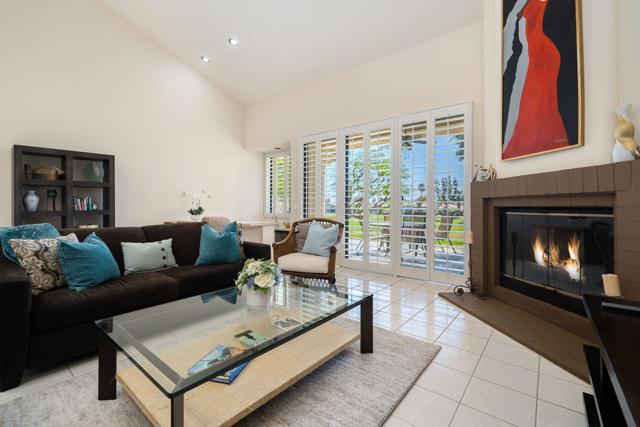 79835 Pecan, La Quinta CA: https://media.crmls.org/mediaz/0ca133e1-bd60-4840-a257-00cf9f950205.jpg