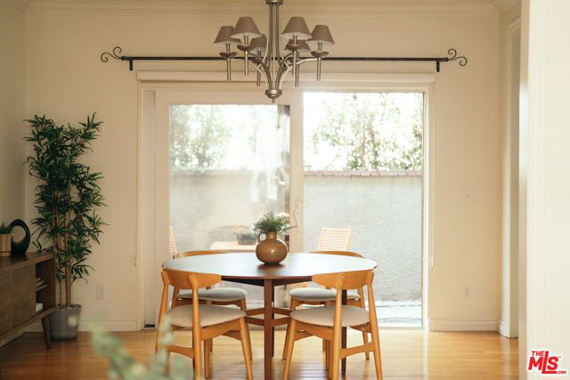322 Alpine Street, Pasadena CA: https://media.crmls.org/mediaz/0ca22a80-77c6-4c32-8e56-d94149b3f689.jpg