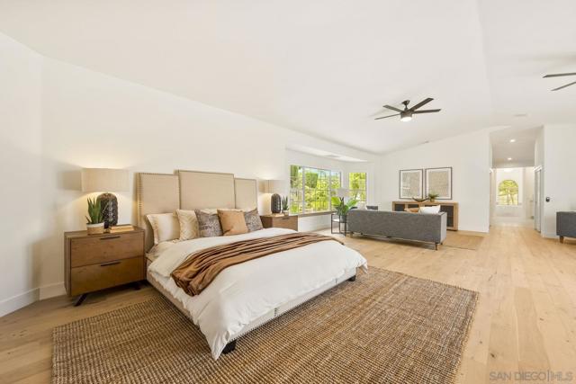 17601 Valle Verde, Poway CA: https://media.crmls.org/mediaz/0ca2859d-f3f1-40e1-aa2f-81a378b68950.jpg