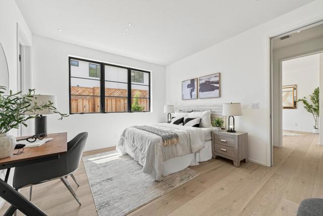 1068 Riverside Drive, Los Altos CA: https://media.crmls.org/mediaz/0ca2b7d0-15fc-42c6-8616-8c743db11e20.jpg