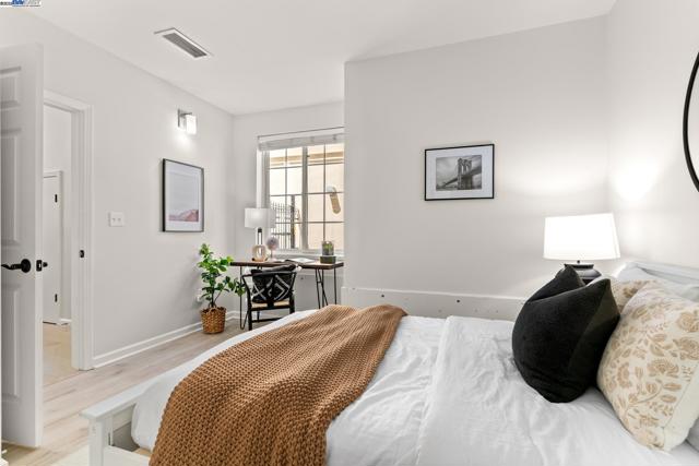 913 Adams, Albany CA: https://media.crmls.org/mediaz/0ca39333-54d4-423b-a156-477dfd8fc84b.jpg